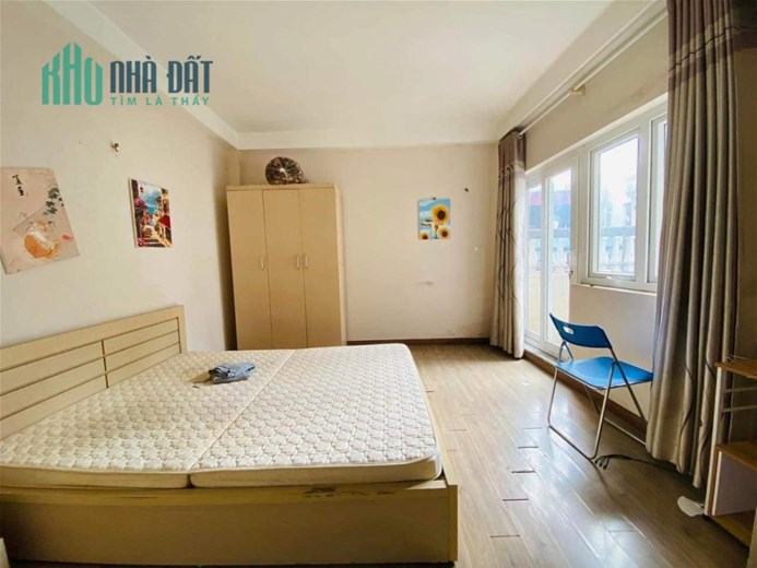 BÁN NHÀ VỊ TRÍ ĐẸP HOÀNG QUỐC VIỆT CẦU GIẤY HÀ NỘI GIÁ TRÊN 3 TỶ SỔ ĐỎ ĐẸP KENG.