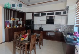 Cho thuê nhà đường Nguyễn Công Trứ,Liên Bảo - Vĩnh Yên- Vĩnh Phúc 15tr/ tháng.