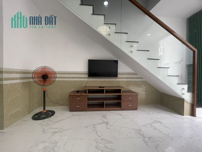 CẦN BÁN NHANH NHÀ HẺM TỐ HỮU ,P .PHƯỚC HẢI , NHA TRANG GIÁ 2 TỶ850TRIỆU