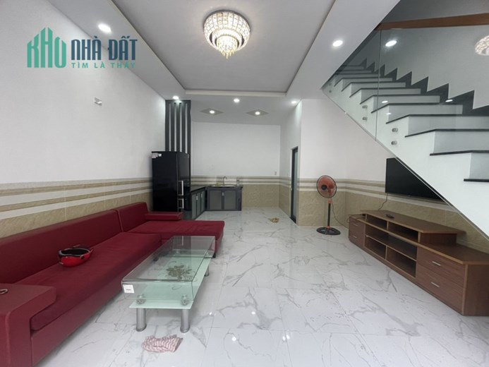 CẦN BÁN NHANH NHÀ HẺM TỐ HỮU ,P .PHƯỚC HẢI , NHA TRANG GIÁ 2 TỶ850TRIỆU