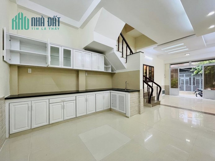 Bán Nhà 60M2, 4 tầng, 3Pn, hẻm 8m, DTSD 120M2,5TY, SHR,Chợ Căn Cứ GV