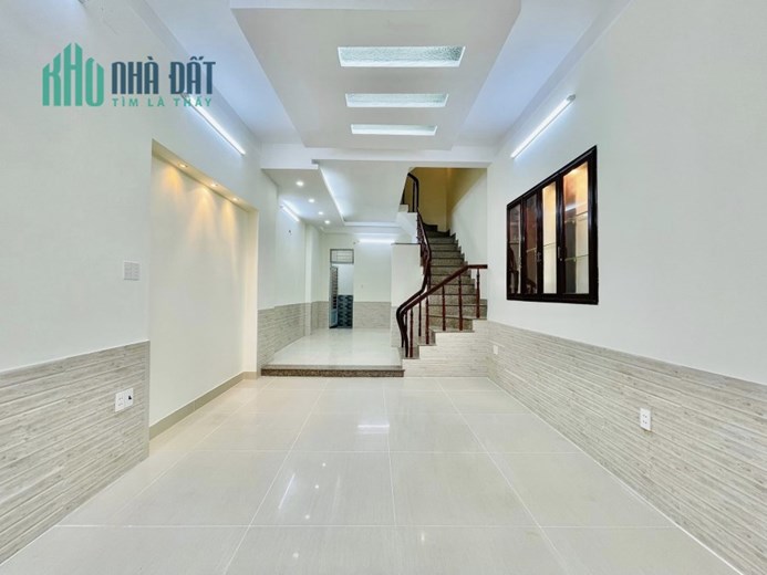Bán Nhà 60M2, 4 tầng, 3Pn, hẻm 8m, DTSD 120M2,5TY, SHR,Chợ Căn Cứ GV