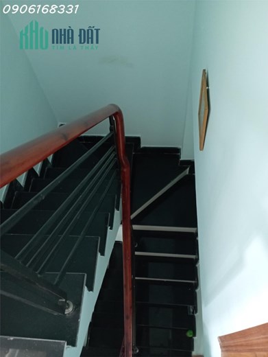 CHÍNH CHỦ BÁN NHÀ RIÊNG 2 LẦU XE HƠI TẬN NHÀ - SỔ HỒNG RIÊNG- Địa chỉ: Hẻm 274 đường Nguyễn Văn