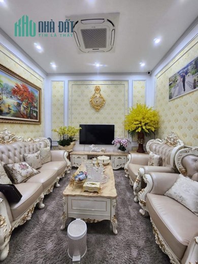 NHÀ ĐẸP MỚI TOANH NGUYỄN VĂN CỪ, LÔ GÓC HAI MẶT THOÁNG, 33M2, 5 TẦNG, NHỈNH 3,6 TỶ.