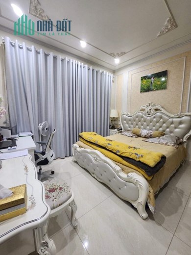 NHÀ ĐẸP MỚI TOANH NGUYỄN VĂN CỪ, LÔ GÓC HAI MẶT THOÁNG, 33M2, 5 TẦNG, NHỈNH 3,6 TỶ.