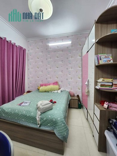 NHÀ ĐẸP MỚI TOANH NGUYỄN VĂN CỪ, LÔ GÓC HAI MẶT THOÁNG, 33M2, 5 TẦNG, NHỈNH 3,6 TỶ.