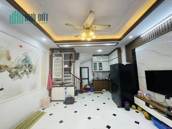 Bán Nhà Đẹp 5 Tầng MT Rộng - Cổ Nhuế 2  BTL - 5m ra Ô TÔ - Trước Nhà 2.5m
