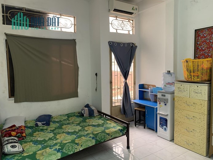 Quận 9, Chính chủ Sang MB Nguyên Căn 4 x 20m , 4 lầu có 5 phòng . số 247 Lê Văn Việt, Tel :