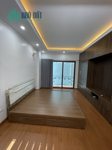 Chính chủ bán nhà 35m2 x 5 tầng Ngõ 191 Phạm Văn Đồng - 2 mặt thoáng - Đã đầu tư full nội thất