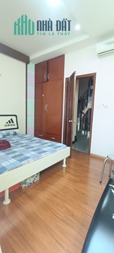 Gấp bán nhà Nguyễn Thái Sơn Gò Vấp xe hơi ngủ trong nhà ngang 5.2m 4PN 3tầng vừa ở vừa KD