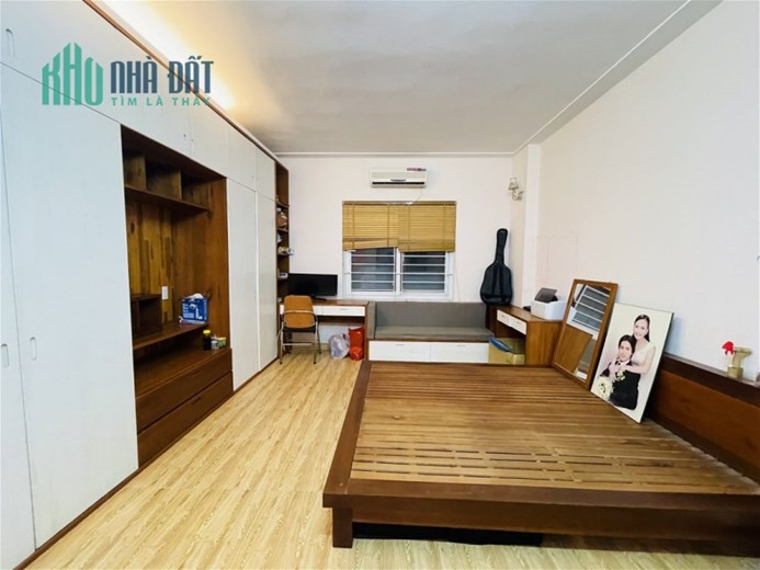 BÁN NHÀ VÕ CHÍ CÔNG CẦU GIẤY HÀ NỘI GIÁ TRÊN 4 TỶ TẶNG FULL NỘI THẤT