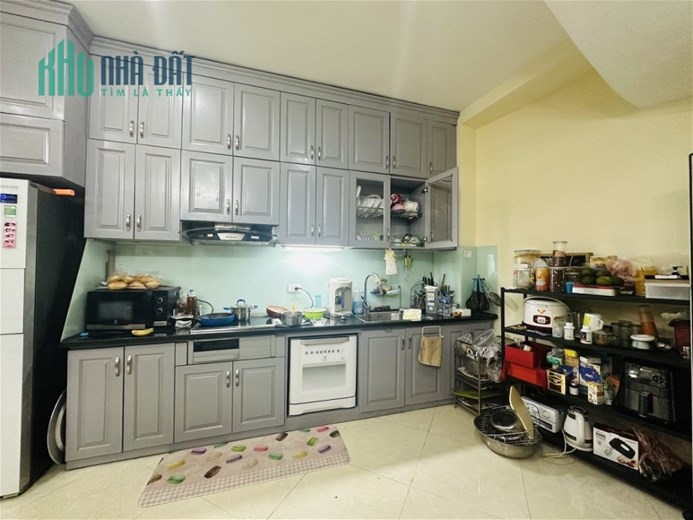 BÁN NHÀ VÕ CHÍ CÔNG CẦU GIẤY HÀ NỘI GIÁ NHỈNH 5 TỶ SỔ ĐỎ ĐẸP