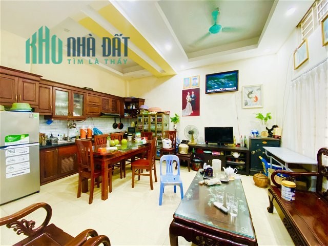 BÁN NHÀ VÕ CHÍ CÔNG CẦU GIẤY HÀ NỘI GIÁ SẤP SỈ 5 TỶ LÔ GÓC