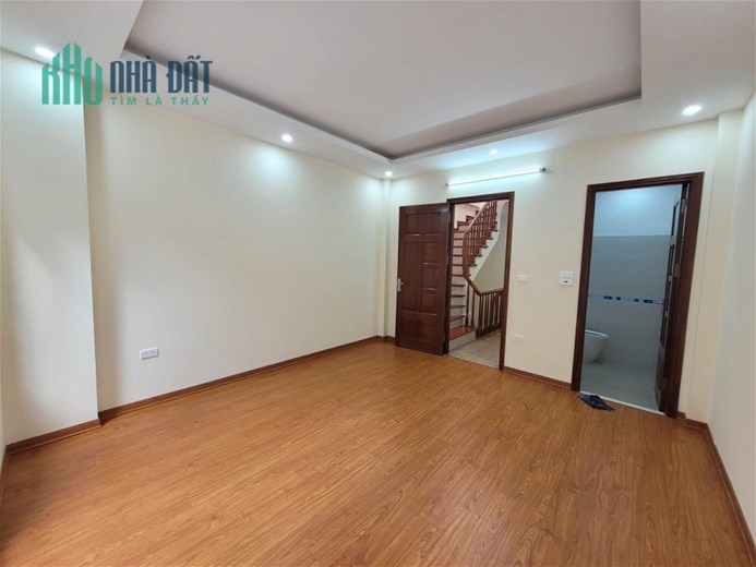 BÁN NHÀ VÕ CHÍ CÔNG CẦU GIẤY HÀ NỘI GIÁ NHỈNH 6TY NHÀ MỚI X Y