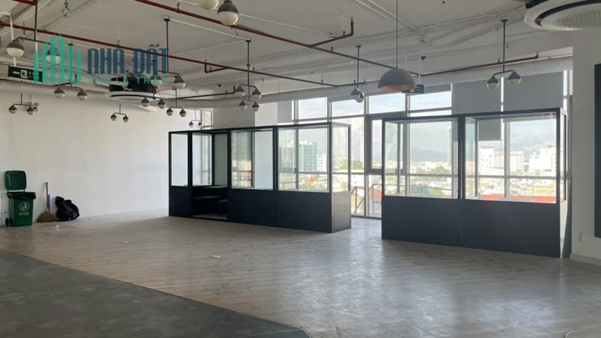 CHO THUÊ Văn Phòng Tòa nhà mới - View sông - 60-150-180-250m2 - đường BẠCH ĐẰNG - Q.HẢI