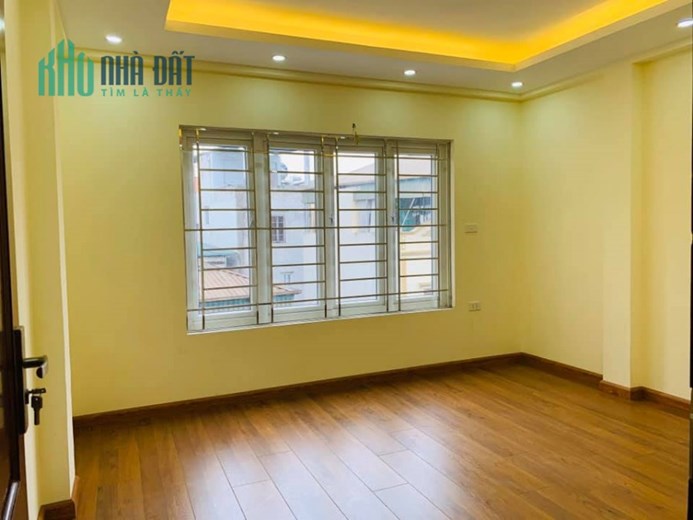 Bán Nhà Dân Ngô Gia Tự Thông Sang Đức Giang, Long Biên 4T, 41m2 giá 3,7 tỷ (ngõ thông)
