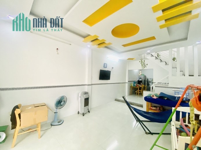 Bán nhà ngang 5m4, DTCN 70m2, hẻm 3m Phạm Văn Chiêu, P. 14, Gò Vấp
