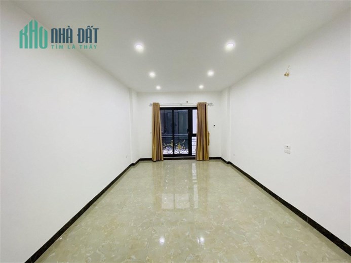 Cực cực hiếm, 4 tỷ, nhà siêu đẹp phố Quan Nhân, sát hồ, oto gần, an sinh đỉnh, 5 tầng, 3PN