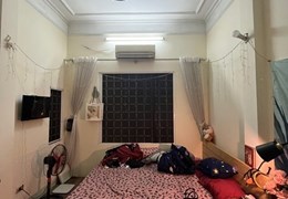 Nhà bán ngõ 112 Phố Ngọc Khánh thông ngõ 612 La Thành P Giảng Võ, Q Ba Đình, Hà Nội. DT 40 m2 MT 3m