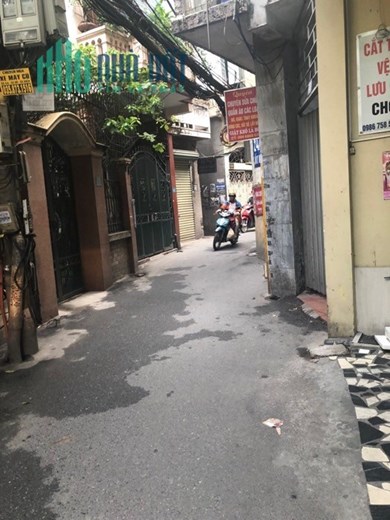Nhà bán ngõ 112 Phố Ngọc Khánh thông ngõ 612 La Thành P Giảng Võ, Q Ba Đình, Hà Nội. DT 40 m2 MT 3m