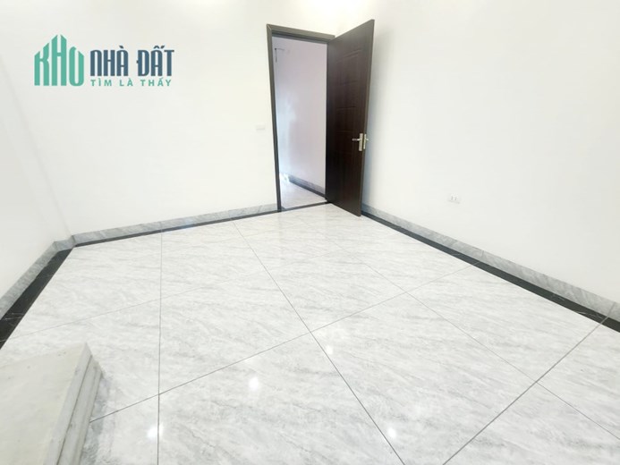 Bán Nhà 3 Tầng-Gara Ô Tô-Vân Trì-Vân Nội-Đông Anh-DT 143m²-MT 8,9m-Nhỉnh 4 tỷ