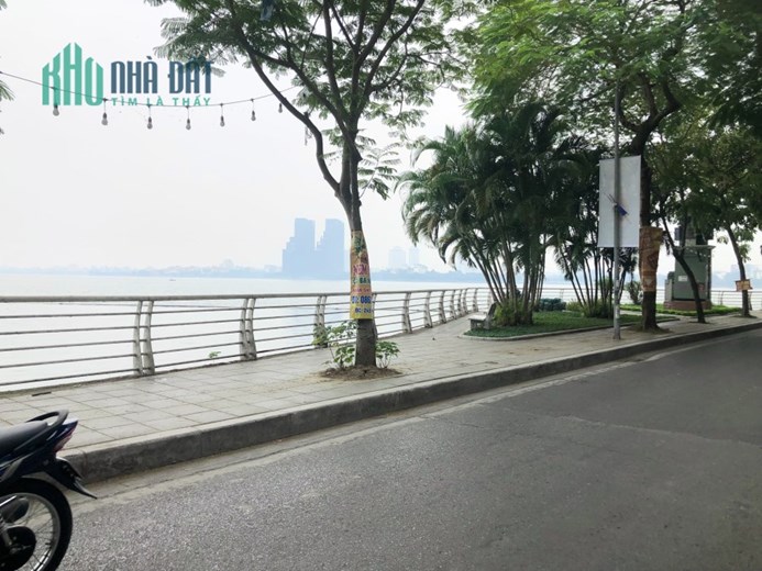 Bán nhà Trích Sài. SÁT VÁCH HỒ TÂY _ Ô TÔ TRÁNH VÀO NHÀ THOẢI MÁI. 45m2/11.2tỷ