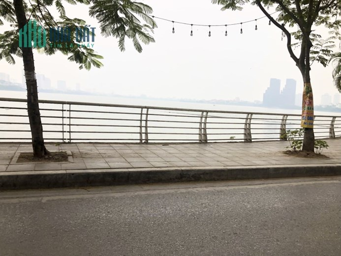 Bán nhà Trích Sài. SÁT VÁCH HỒ TÂY _ Ô TÔ TRÁNH VÀO NHÀ THOẢI MÁI. 45m2/11.2tỷ