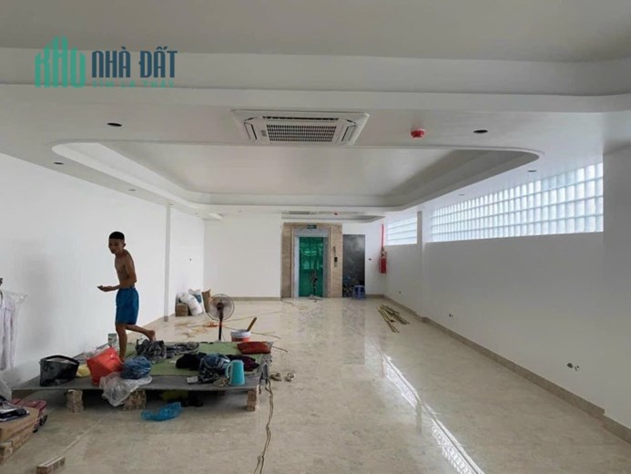 TOÀ BUILDING 180MET - 8 TẦNG THANG MÁY- MẶT PHỐ TRUNG TÂM QUẬN HOÀNGMAI.33.5TY