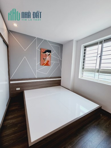 bán nhanh căn hộ CC 3 ngủ 76 mét giá 2ty288tr ở hh linh đàm