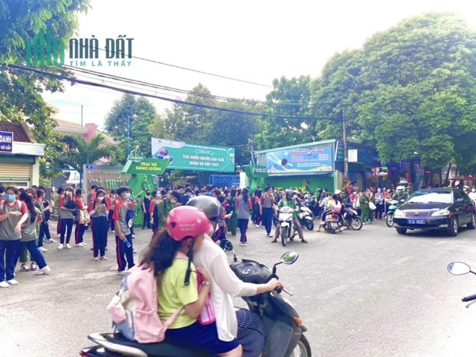 Cần bán căn nhà mặt tiền chợ Liên Ấp 123, xã Vĩnh Lộc B, Bình Chánh tiện kinh doanh