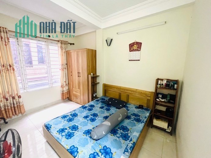 5 TẦNG HÀM LONG, NGÕ NÔNG, SÂN TRƯỚC NHÀ CỰC RỘNG – 43m chỉ 9.5 tỷ - NHÀ ĐẸP Ở NGAY