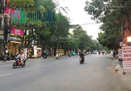 Cặp chập đôi Super VIP mặt đường Văn Cao cần tìm chủ nhân mới