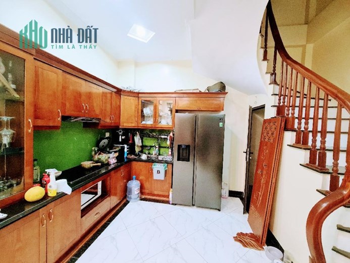 CƠ HỘI! BÁN NHÀ LƯƠNG KHÁNH THIỆN, HOÀNG MAI. Ô TÔ ĐỖ CỬA 43M × 5 TẦNG 5 NGỦ. CHỈ HƠN 4 TỶ