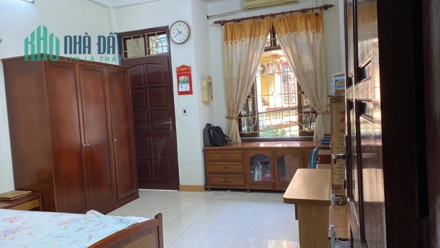 Chính chủ bán nhà riêng tại Láng Hạ - Đống Đa - Hà Nội, giá 6,5 tỷ ĐT 60m2, ngõ rộng 2.5m