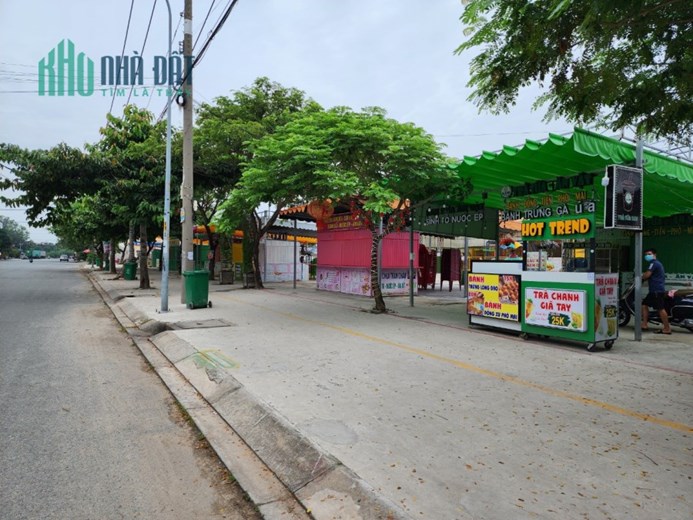 Bán nhà gần CÔNG VIÊN AN SƯƠNG, Quận 12, 3 tầng BTCT, 5 phòng ngủ chỉ hơn 4 tỷ.