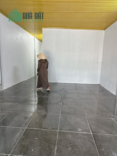 Bán căn nhà cấp 4 tại Làng Bầu, Liên Bảo, Vĩnh Yên giá : 2,2 tỷ.Liên hệ: 0986.454.393 - 0986.797.222