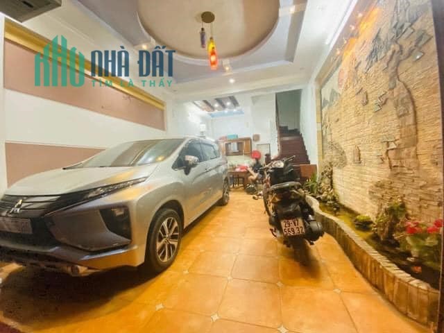 Bán nhà phân lô Văn Cao ô tô tránh 40m 5 tầng MT4.62m văn minh an sinh tốt giá 12.5 tỷ