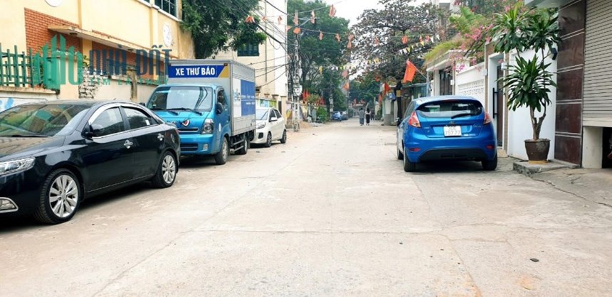 Bán đất Thôn Đìa-Nam Hồng 52m giá chỉ hơn 2 tỷ. ô tô tải  ra vào thoải mái
