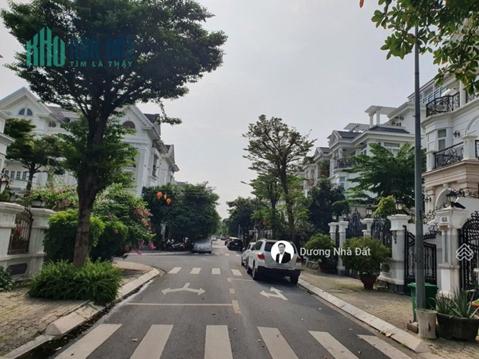Biệt thự song lập Cityland Garden Hills - căn góc - nội thất gỗ đỏ - thang máy - sân vườn. Giá 51 tỷ