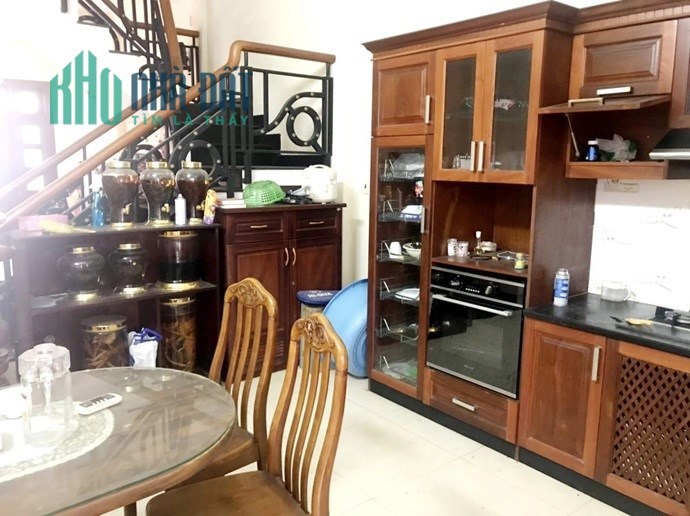 Bán nhà HXH Nguyễn Văn Quá, Đồng Hưng Thuận, Q12, 72m2, 4 tầng, số A4.