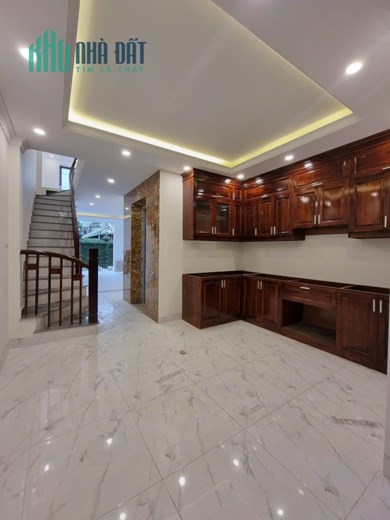 BÁN EM CHÂN DÀI ,ĐẸP MIÊN MAN,CĂN GÓC  58  x 6 TẦNG  x 4 MẶT TIỀN,THANG MÁY 450KG