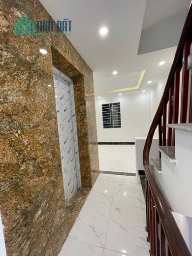 BÁN EM CHÂN DÀI ,ĐẸP MIÊN MAN,CĂN GÓC  58  x 6 TẦNG  x 4 MẶT TIỀN,THANG MÁY 450KG