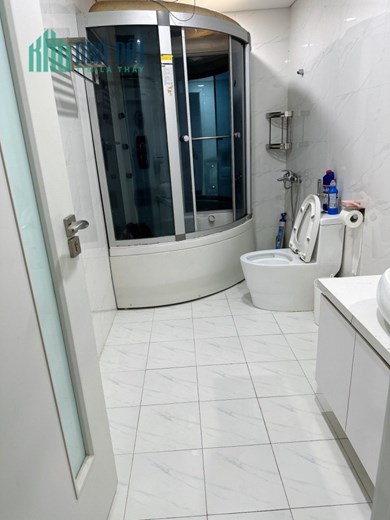 2PN diện tích 92m2 giá 5.6 tỷ - BC Đông Nam - Golden Land - 275 Nguyễn Trãi