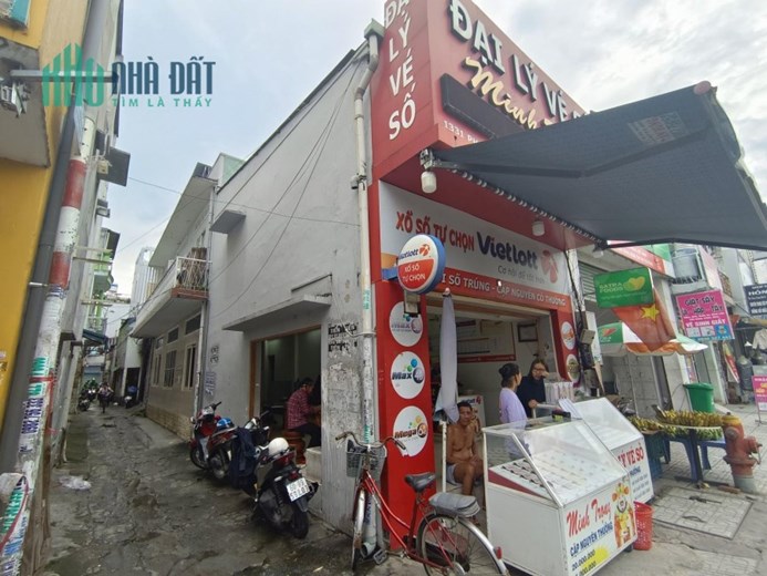 Gấp Gấp MT Lô Góc, Phan Văn Trị, 3 Tầng 72m2, 10.5 Tỷ