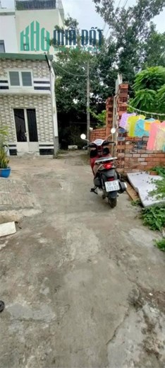 Quận 2 còn đúng 1 lô giá tốt, sổ riêng.