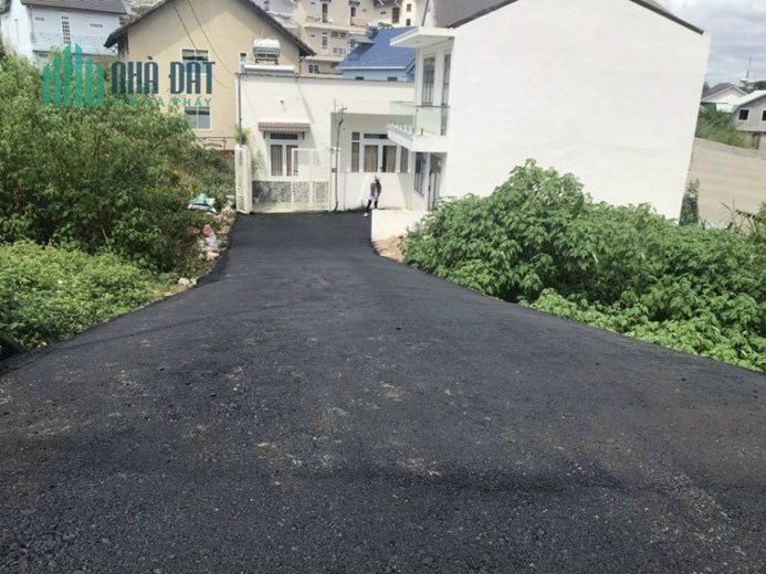 Nhà Bán - Sổ Riêng Đường Nhựa 4M - Đa Minh P5 Đà Lạt