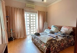 Chị Phượng nhờ bán căn nhà ở phố Vũ Trọng Khánh, lô góc thoáng, ô tô lùi cửa, 48m2, 7.3 tỷ