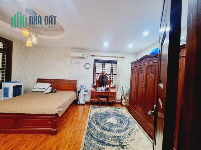 Bán nhà phố Tây Sơn, ô tô, nhà đẹp, 116m, 6T, thang máy, ở vip,  13.5 tỷ
