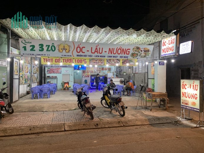 Quận 12  , Sang Quán Nhậu DT : 240 m2 ( 12m x 20m ) Gần Chợ , Sát Nhiều Kho Xưởng, Phòng