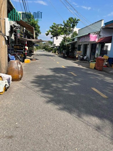 CHÍNH CHỦ BÁN NHANH 1 CĂN NHÀ VÀ 1 DÃY TRỌ Vị Trí Đẹp Tại Thị Xã Kiến Tường Tỉnh Long An